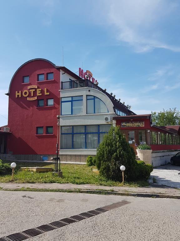 Brani Family Hotel Русе Экстерьер фото